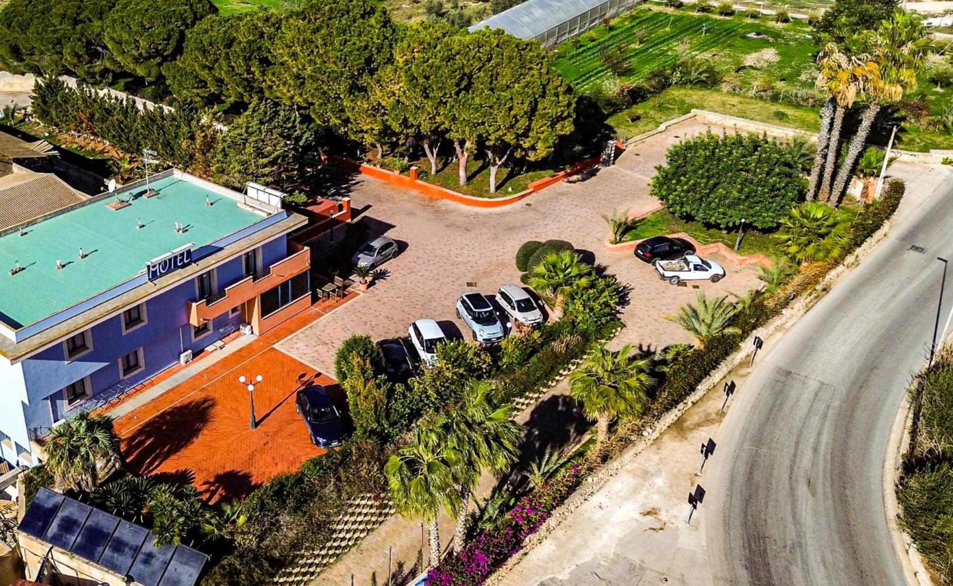 Motel - Hotel Nautico Pozzallo Exterior photo