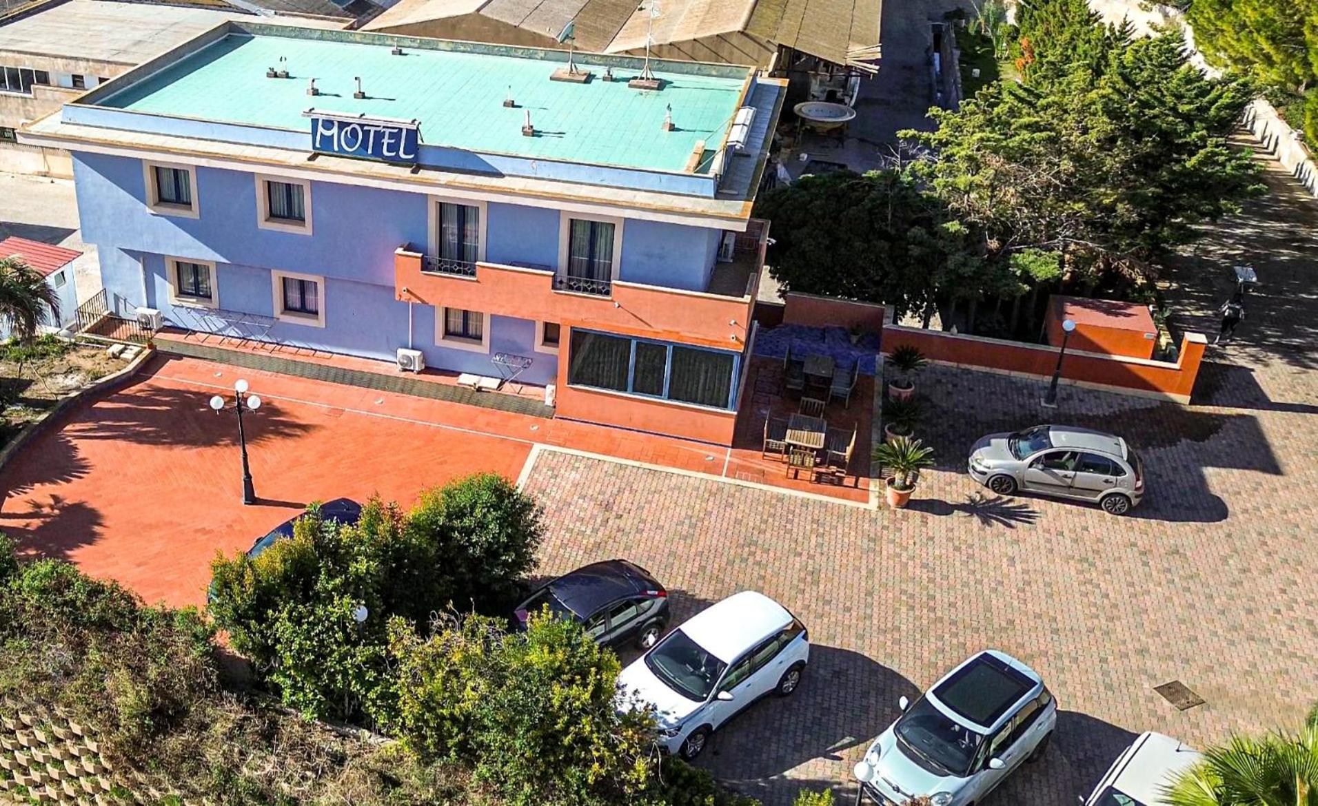 Motel - Hotel Nautico Pozzallo Exterior photo