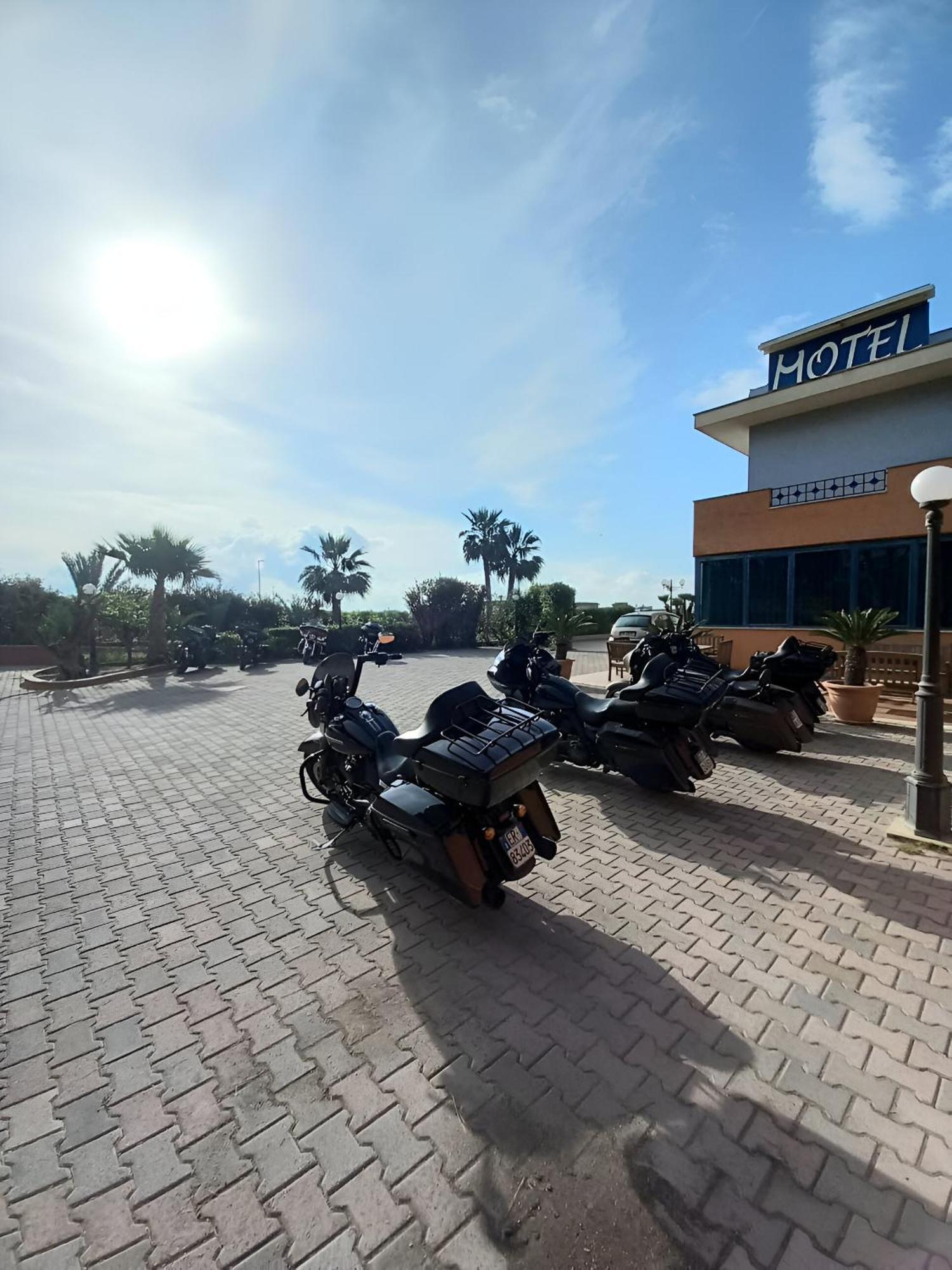 Motel - Hotel Nautico Pozzallo Exterior photo